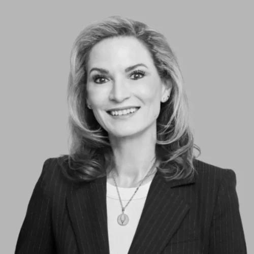 Lori M. Jones headshot image